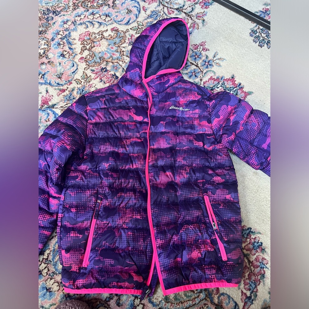 Eddie Bauer Girls 10/12 hooded puffer coat, pink/purple like new condition